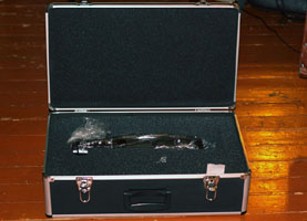 Обжим стенок поролоном плотный.